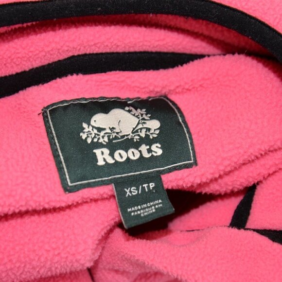 Roots Hot Pink Fleece Sherpa Pullover Sweater Sz XS - Picture 3 of 7